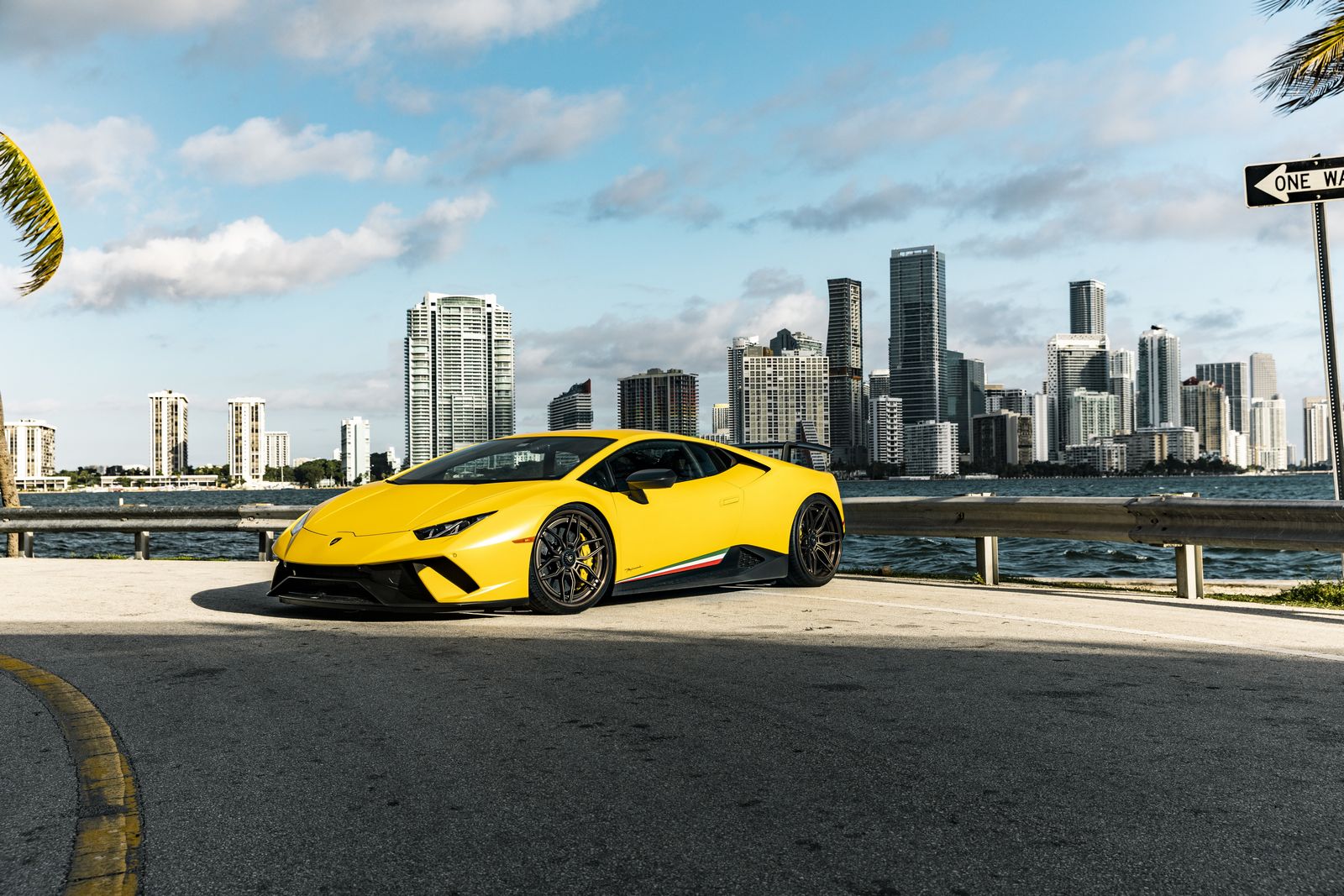 The Ultimate Guide to Lamborghini Rental in Dubai